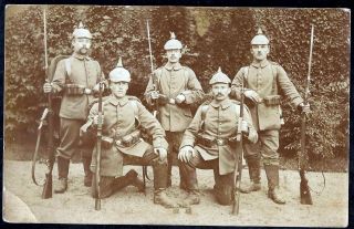 Ww1 - German Soldiers With Spike Helmet And Rifle With Baionet,  Top,