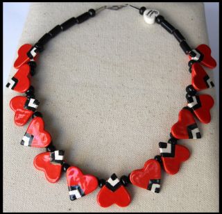Parrot Pearls Ceramic Necklace Heart Black Red White Usa San Francisco Vintage