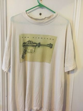 VINTAGE 1990 ' s Kurt Cobain Memorial Shirt Foo Fighters 2