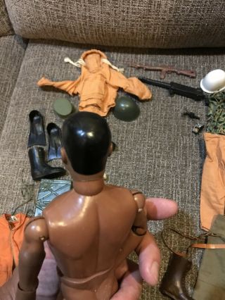 Vintage 1964 Hasbro African American GI Joe Toy Soldier Action Figure W/ Access 9