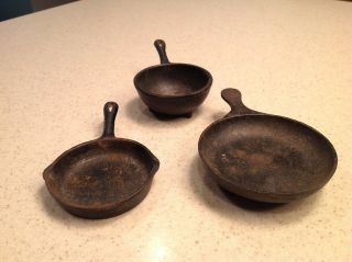 Vintage MIni Cast Iron Pans,  Kettle and Brass Iron For Play Samples Decor 7