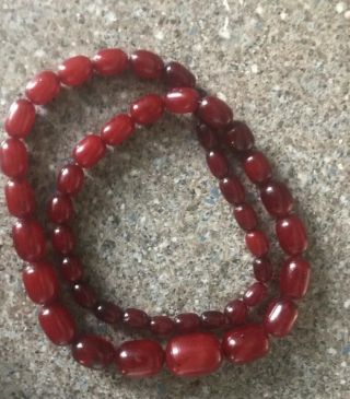 Antique Art Deco Cherry Amber Bakelite Bead Necklace Graduated Beads Weight 93g 5