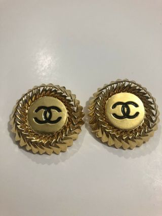 Vintage Chanel Gold Plated 2 - 3 Made In France Clip On Earings