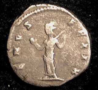Julia Domna 196 - 211AD Ancient Roman Silver Denarius VENVS FELIX 2.  8g 2