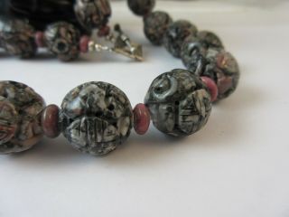 Vintage Shou Rhodolite Chinese export carved beads necklace Fabulous. 4