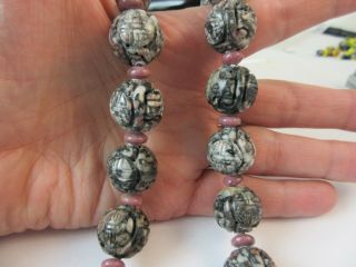 Vintage Shou Rhodolite Chinese export carved beads necklace Fabulous. 8