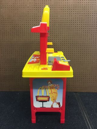 McDonald ' s Vintage Drive Thru Kids Toy Kitchen Playset Comes With Food 6