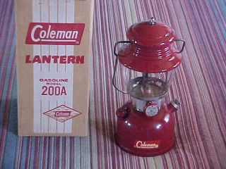 Vintage Coleman Lantern - Model 200 A - 1961 - Maroon - Dark Red - Single Mantle - Box -