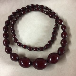 Vintage Art Deco Cherry Bakelite Graduated Necklace 67 Grams