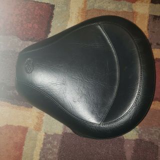 Mustang - 75759 - Wide Vintage Solo Seat,  No Studs