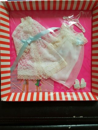 Vintage Barbie Outfit 3427 The Dream Team Mib