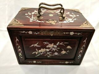 1920s Antique Bone And Bamboo Mahjong Set With Inlaid Box