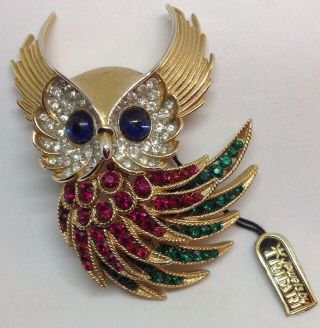 Vintage Signed Trifari Philippe Invisibly Set Ruby And Emerald Firebirds Owl Pin