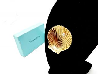Mid - Century Tiffany & Co.  George Shuler 14k Gold Clamshell Fur Clip Brooch/pearl