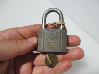 Vintage Metal Padlock Lock Key Chicago Lock Co.  USA US Old Brass Key 4