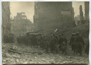 Wwii Large Size Photo: Russian Soldiers Marching In Ruined Berlin,  May 1945