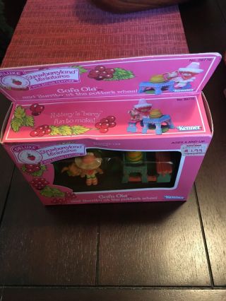 1984 Cafe Ole PVC Deluxe Miniature Strawberry Shortcake w/BOX Complete 2