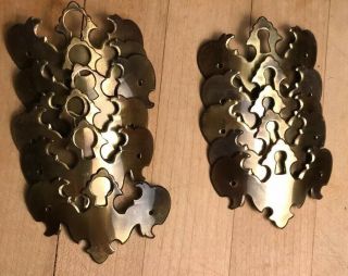 11 Vintage Brass Bowed Batwing Skeleton Keyhole Door Plates Wide Narrow Keys