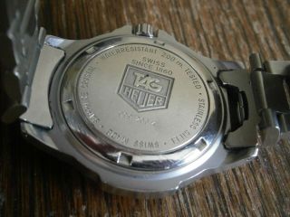 Vintage Tag Heuer proffesional 200 mtrs with date in alround conditio 11