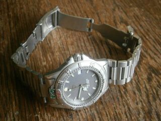 Vintage Tag Heuer proffesional 200 mtrs with date in alround conditio 12