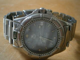 Vintage Tag Heuer proffesional 200 mtrs with date in alround conditio 5