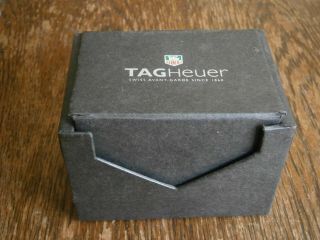 Vintage Tag Heuer proffesional 200 mtrs with date in alround conditio 9