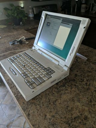 Vintage Compaq LTE 5400 laptop 2