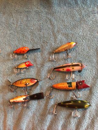 16 assorted vintage fishing lures. 3