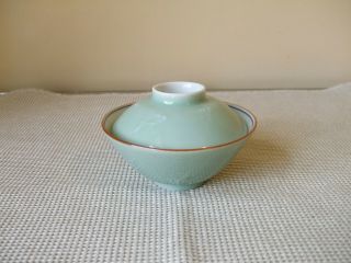 Late 19thc Chinese/japanese Celadon Blue And White Tea Cup With Cover