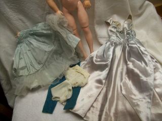 VINTAGE 1950S MADAME ALEXANDER CISSY DOLL IN TAGGED SATIN GOWN 20 INCH TALL 7