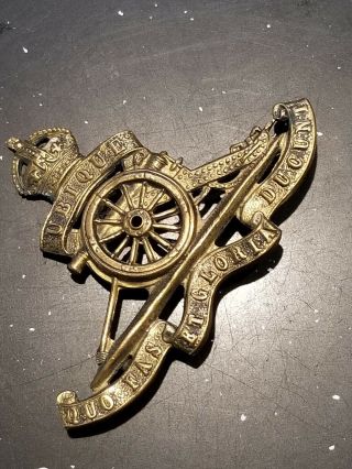 Wwi World War I British Artillery Cap Badge Insignia Medal