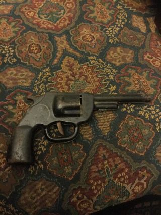 Vintage G Man Pistol Guns Metal Tin Rare.  Clicking