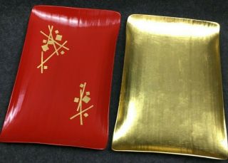 Japanese Vintage Lacquered Wood Plate Pair Signed Very Light Weight