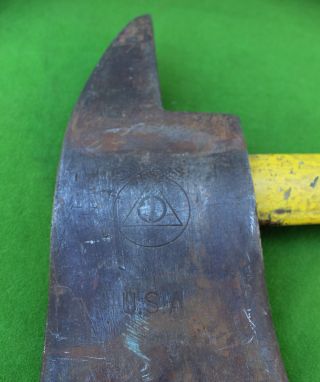 Vintage Usa Fire Axe With Civil Defense Symbol Short Handle 4 3/4 " By 10 1/2 "