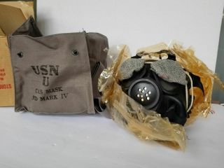 1944 Wwii Nd Mark Iv Gas Mask Still In Plastic With Bag In Unopen Box