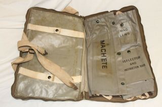 WW2 US Navy Aviator ' s Pilot ' s emergency back pack survival kit M - 592 3