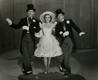 Judy Garland,  George Murphy,  Gene Kelly For Me & My Gal Vintage Photograph 1942 3