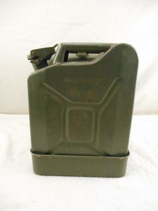 WW2 Germany Kraftstoff 5 Liter Jerry Cans and Decontamination Kit (TGL 4368) 2