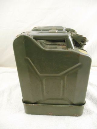 WW2 Germany Kraftstoff 5 Liter Jerry Cans and Decontamination Kit (TGL 4368) 4