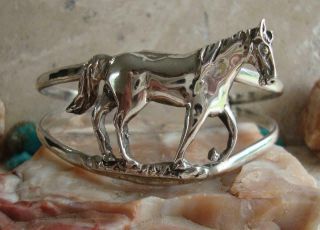Awesome Vintage Navajo Sterling Silver Indian Pony Bracelet Cuff