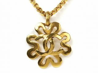 [auth]chanel Vintage Long Necklace Cc Logo 23.  2 " Gold 95p 92274