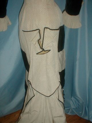 Antique Dress 1880 Evening Gown Ivory Printed Silk Black Velvet Bustle Dress 8
