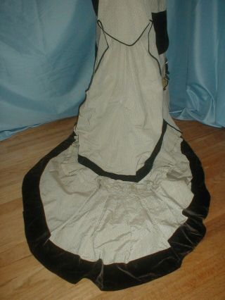 Antique Dress 1880 Evening Gown Ivory Printed Silk Black Velvet Bustle Dress 9