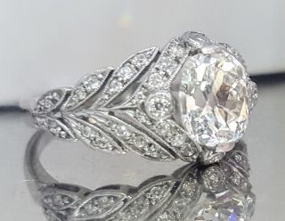 Vintage ANTIQUE OLD mine CUT 2.  25Ct Diamond PLATINUM ring VS - I 2