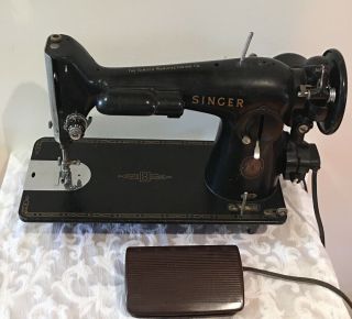 Vintage Singer Sewing Machine 201,  Heavy Duty