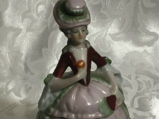 Vintage Porcelain Aristocratic Lady Southern Belle 6 " Dresser/trinket Box
