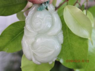 Antique/Vintage Chinese Carved Mutton Fat Nephrite Jade DOUBLE PEACHES Amulet 3