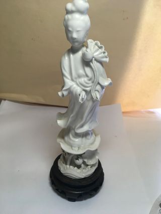 Vintage Blanc De Chine Signed 9” Statue Kwan - Yin Goddess Of Mercy