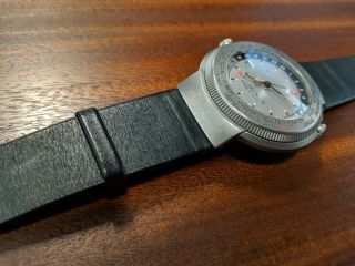 PORSCHE DESIGN by IWC World Time Alarm Titanium Quartz Man ' s Wristwatch 4