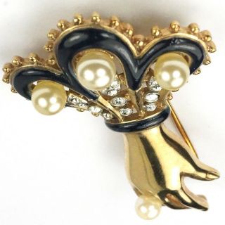 Trifari ' Alfred Philippe  Empress Eugenie ' Gold and Pearls Hand Pin Clip 4